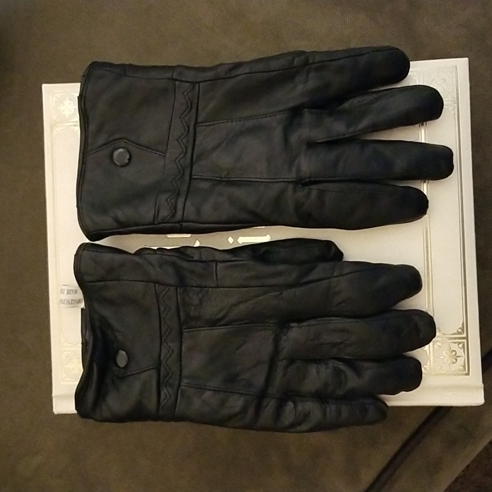 Black 100% genuine leather faux fur lined men's gloves